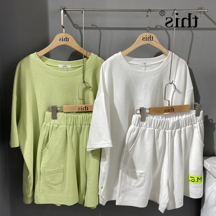 White2021 new pattern Sports suit female T-shirt shorts Spring and summer At home Foreign style leisure time easy Two piece set tide