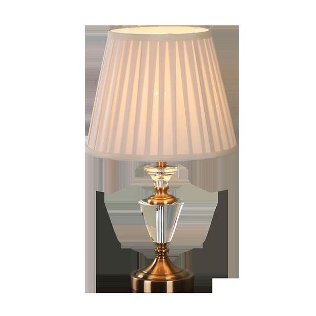 Modern Fashionable Crystal Table Lamp Bedroom Bedside Room Beige Pleated Fabric Decorative Lighting Beauty Salon Table Lamp