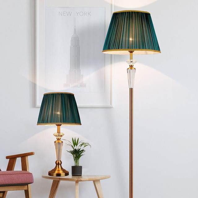 Vertical Living Room Study-Style Nordic Copper Floor-Standing Bedside Lamp American-Style Table Lamp Crystal Floor Lamp Bedroom Retro Light Luxury