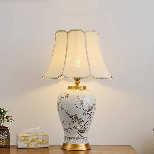 Chinese-Style Classical Household Ceramic Retro Table Lamp, American-Style Study, Bedroom, Living Room Corner Large Decorative Cozy Bedside Lamp