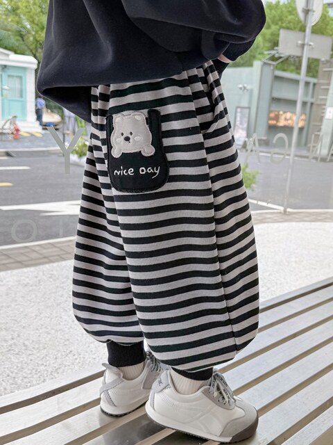 Girls' Fleece-Lined Sweatpants Autumn and Winter 2025 New Stylish Children's Fleece Pants Thick Striped Long Pants for Girls