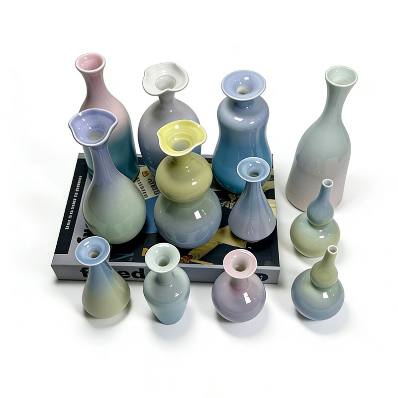 Jingdezhen Crystal Vase with Gradient Color, Jingdezhen Handmade Ceramic Creative Vase, Small Decorative Flower Vessel, Hot-Selling at the Market Jingdezhen Crystal Vase with Gradient Color, Jingdezhen Handmade Ceramic Creative Vase, Small Decorative Flower Vessel, Hot-Selling at the Market