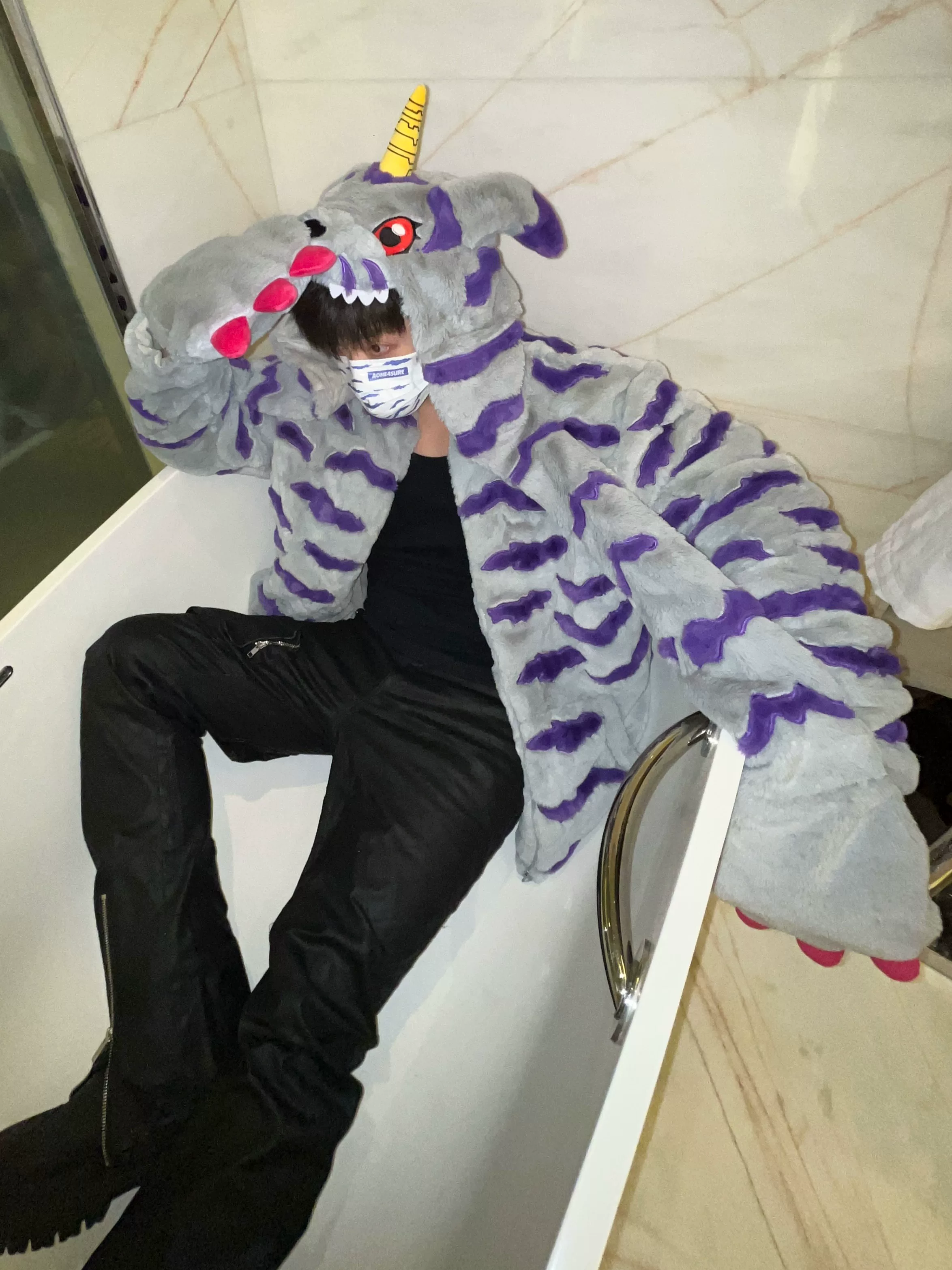 Худи, подлинный плюш Digimon, с вышивкой