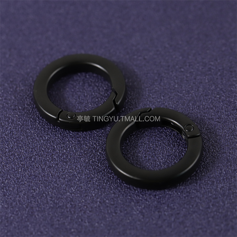 Bag Accessories Hook Buckle Keychain Accessories Black Spring Buckle Flat Round Handle Hook Jewelry Connecting Buckle Bag Accessories Hook Buckle Keychain Accessories Black Spring Buckle Flat Round Handle Hook Jewelry Connecting Buckle