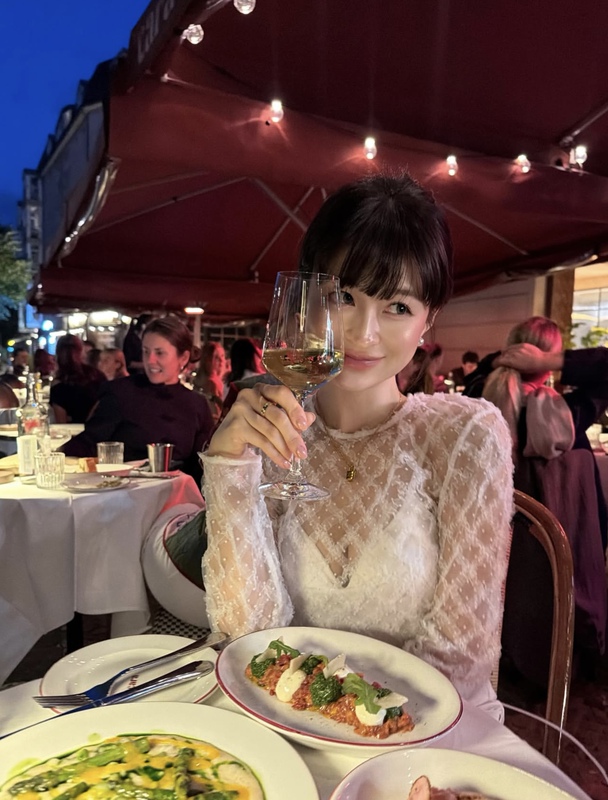 Original Foreign Trade French-Style Gentle Lace Patchwork Mesh See-Through Long-Sleeve T-Shirt for Women as a Base Layer Top