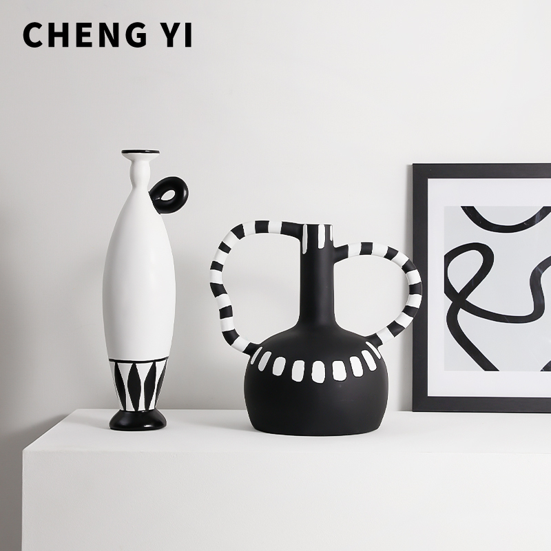 Chengyi High-End Wabi-Sabi Style Abstract Art Vase Decoration Living Room Soft Decoration Model House Niche Set