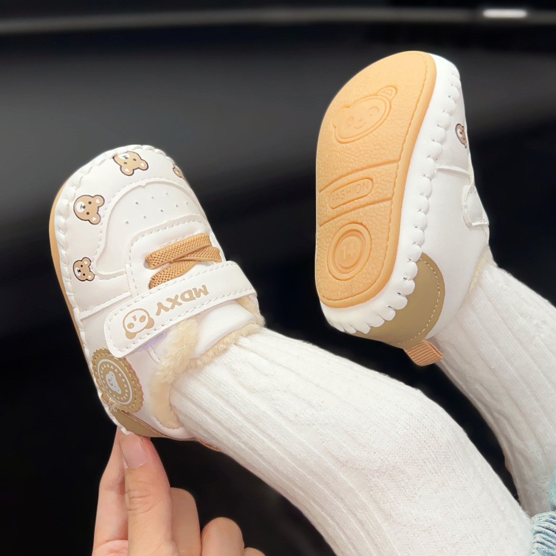 Британская детская обувь для малышей DGKP, одноэтапная обувь на мягкой подошве, зимняя детская обувь для годовалых детей, обувь для маленьких месячных, а также бархатная хлопчатобумажная обувь