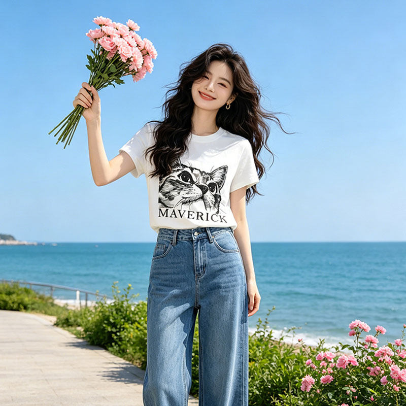 黑色圆领短袖T恤女夏季时尚高级洋气街头气质草莓印花百搭上衣潮