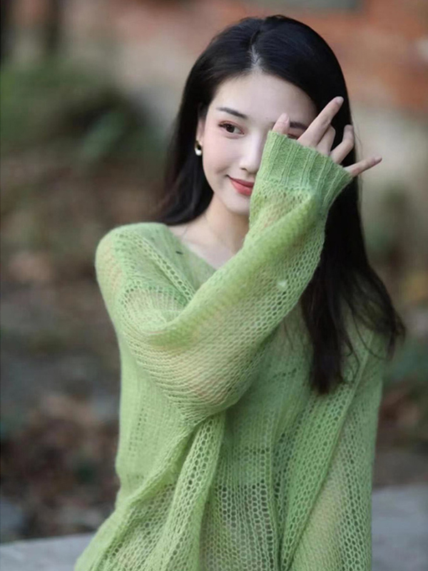 Green Loose Casual Style Knit Sweater for Women, Spring and Autumn Mohair Pullover, Round Neck, Gentle and Soft Top for Outerwear