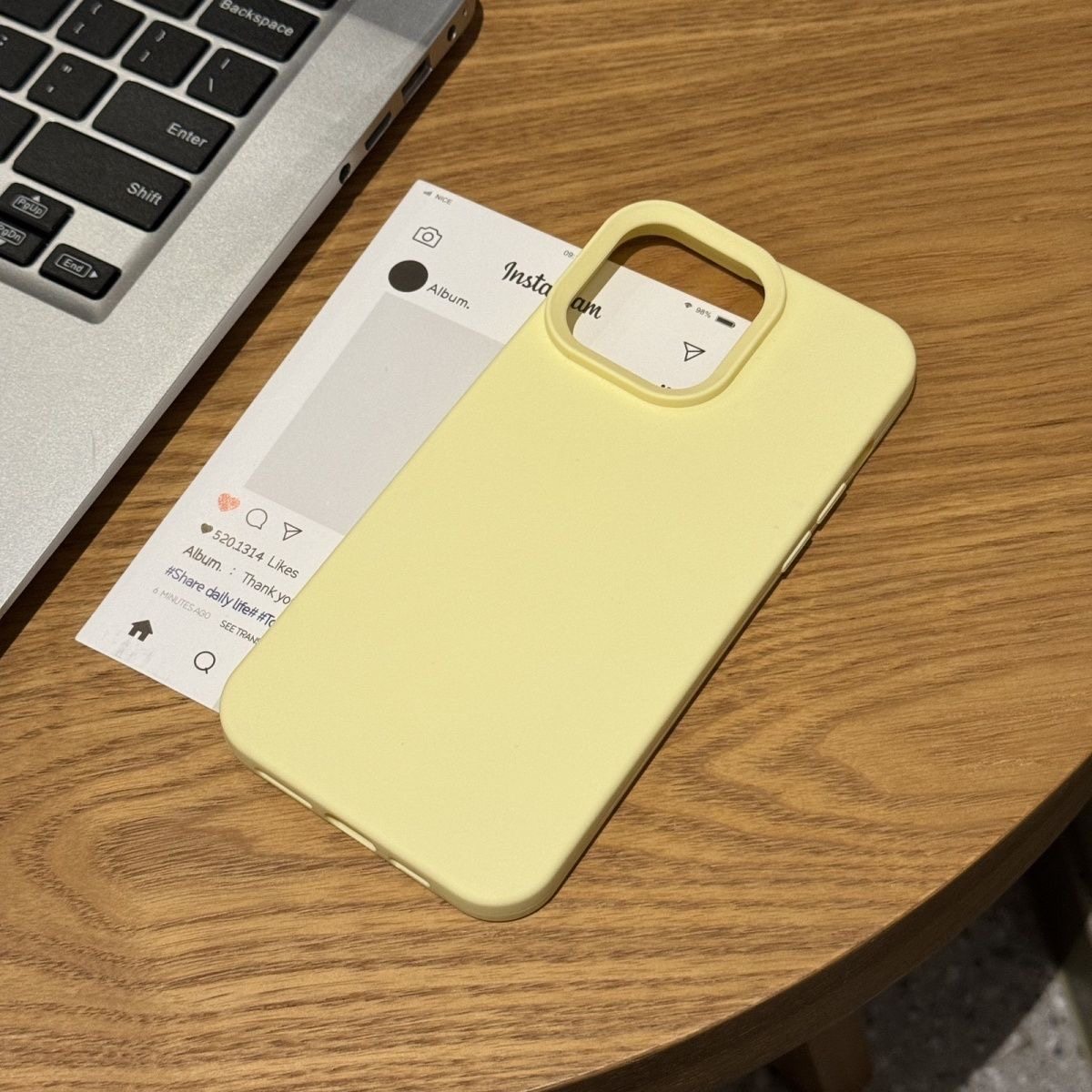 Dopamine Solid Color Liquid Silicone Is Suitable for Apple 17/16/15 Large Hole 14 Simple 13 Promax Phone Case 12 Soft Case Anti-Drop