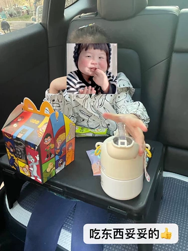 Анти -Спринклер Маленькие столы Портативный автомобиль Внутренний складной обеденный стол хорош для хранения переднего ряда переднего ряда Co -Pilot и задней еды