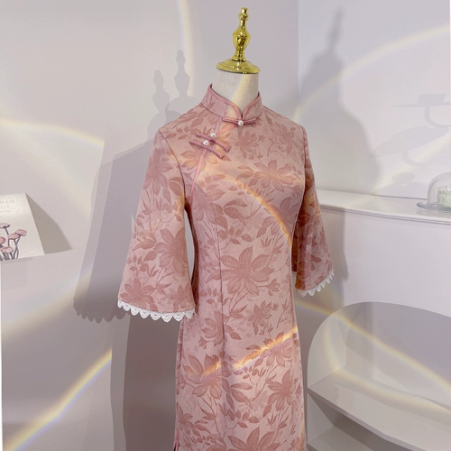 Осеннее элегантное бархатное ципао, легкое платье, 2024 года, светлый стиль, с рукавом