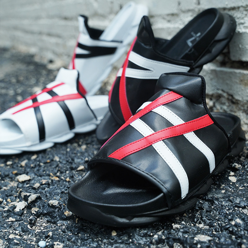 Guochao 2021 new men's slippers summer wear ins trend personality word drag summer thickened soft bottom sandals and slippers