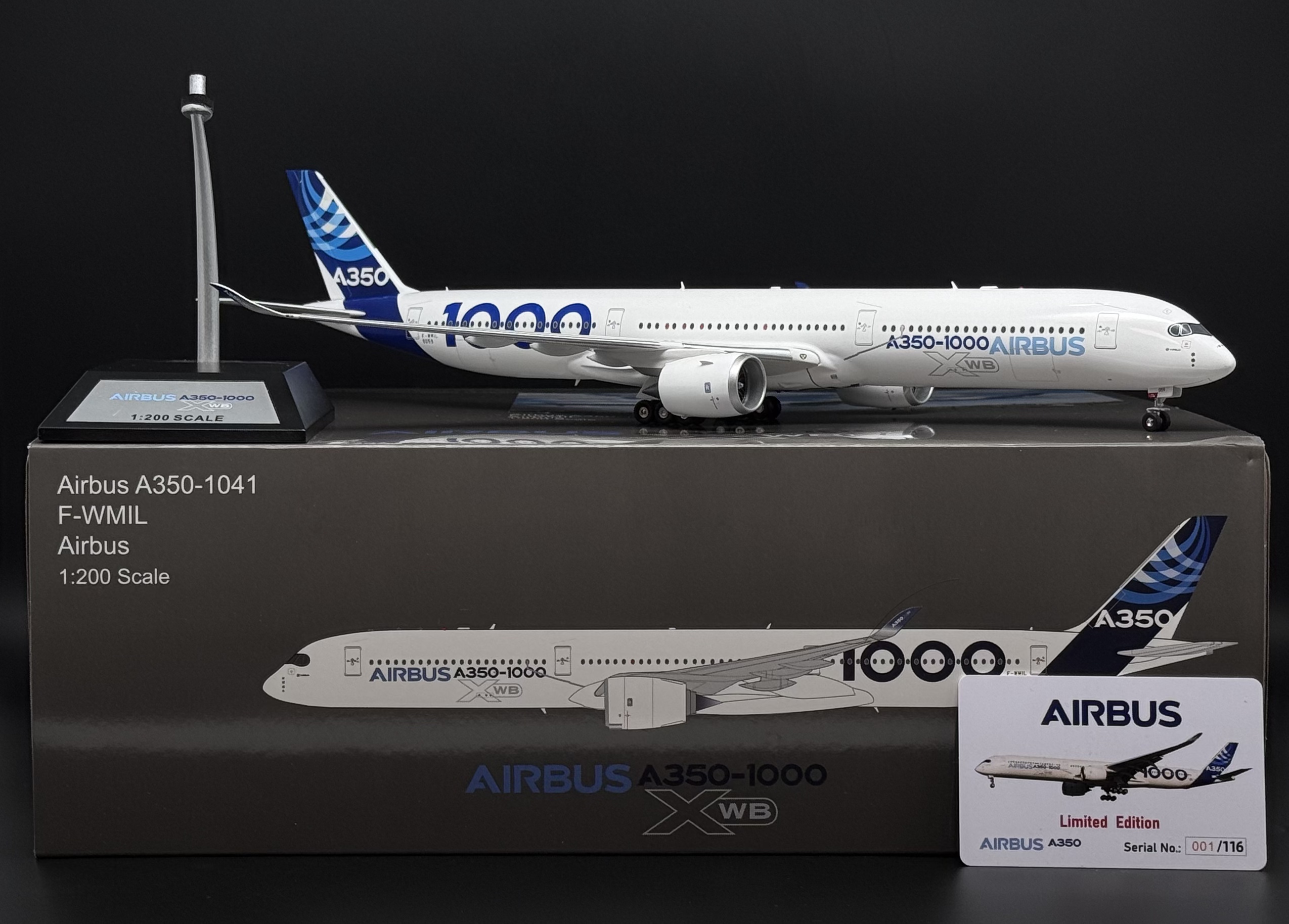 Airbus a350-1000 first flight model: a must-have collectible