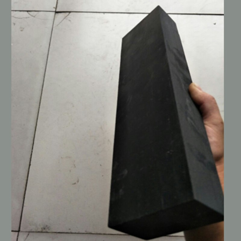 Installation of strip type rubber racket installation of beating board installation of floor tile hammer floor brick floor tile beating board tiling artifact