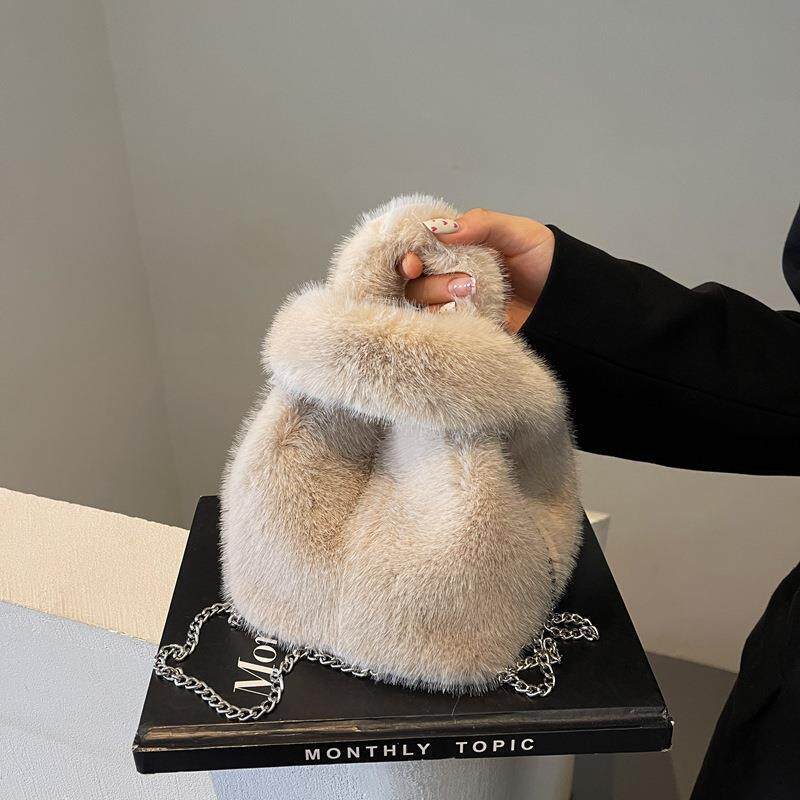 Furry Korean-Style Autumn and Winter Rex Rabbit Fur Handbag Trendy Shoulder Crossbody Bag Plush Bag Furry Korean-Style Autumn and Winter Rex Rabbit Fur Handbag Trendy Shoulder Crossbody Bag Plush Bag
