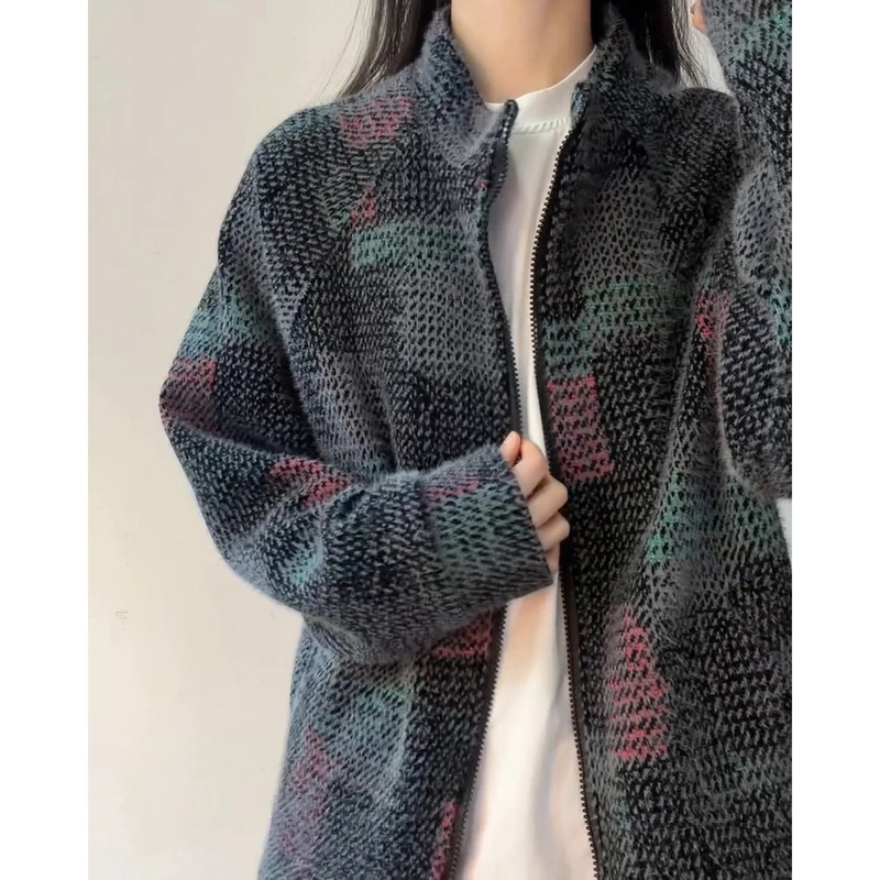 Chanel-Style Multicolored Plaid Thick Cardigan Sweatshirt for Men, Autumn and Winter American Retro Heavyweight Jacket, Trendy Brand Knitted Jacket Chanel-Style Multicolored Plaid Thick Cardigan Sweatshirt for Men, Autumn and Winter American Retro Heavyweight Jacket, Trendy Brand Knitted Jacket