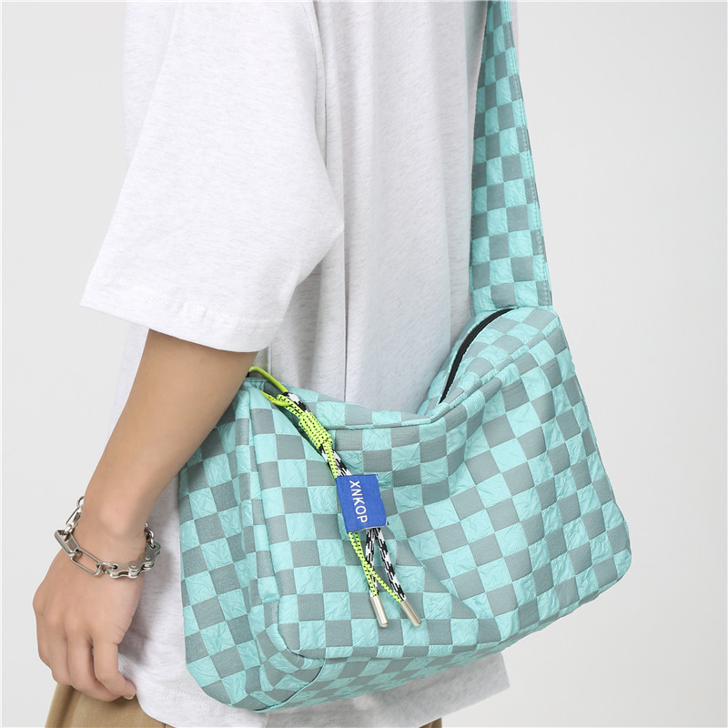 Sails Bunk Schoolgirls Skew Satchel Casual 100 Hitch Wide Shoulder Strap Large Capacity 2022 New Class Commute Single Shoulder Bag