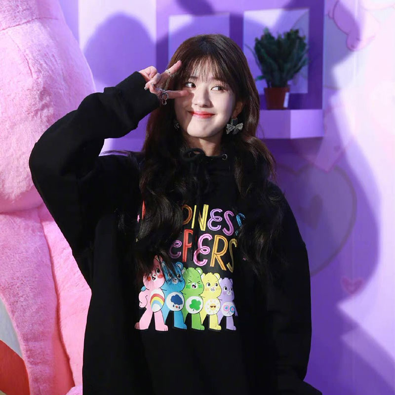 Zhao Lusi's same style fleece top 2022 autumn and winter new fleece thickened loose hooded black sweater female cartoon