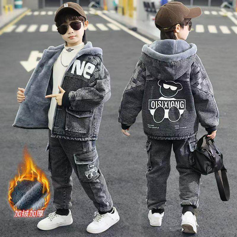 Детский бархатный костюм 