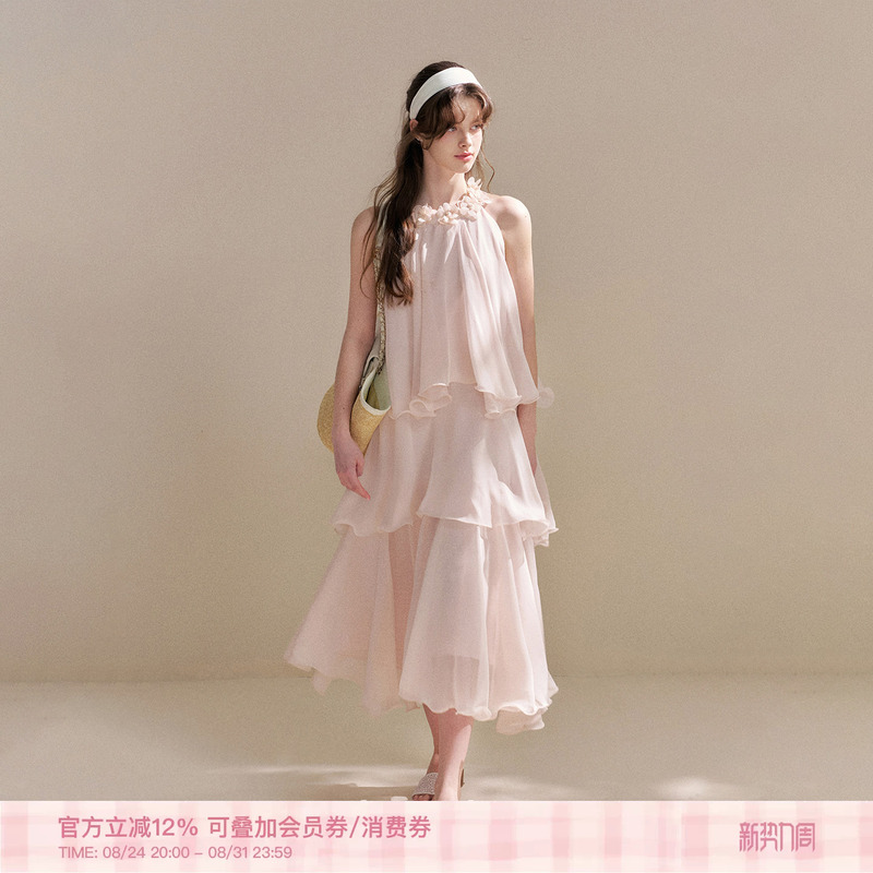 Chen Yao's Same Style Kroche "French Three-Layer Tower" Chiffon Three-Dimensional Flower Long Vacation Halter Dress Chen Yao's Same Style Kroche "French Three-Layer Tower" Chiffon Three-Dimensional Flower Long Vacation Halter Dress