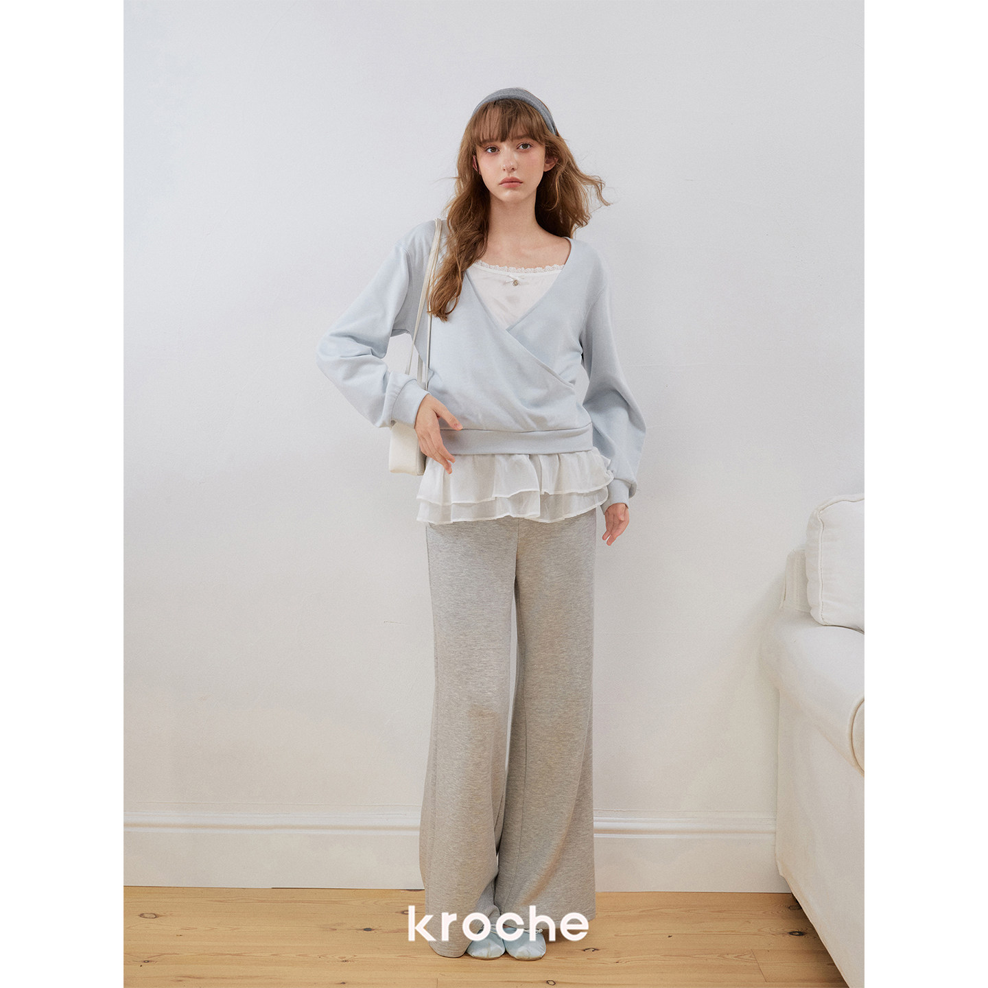 KROCHE レース Vネック ティアード 重ね着風 スウェット・パーカー KWF3042