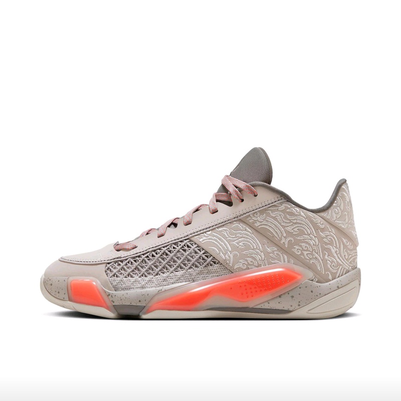 Nike Air Jordan Aj38 White and Pink Low-Top Shock-Absorbing Basketball Shoes