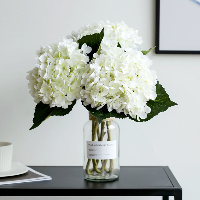 In the wild hydrangea simulation bouquet living room table fake flower decoration wedding decoration floral model room flower arrangement