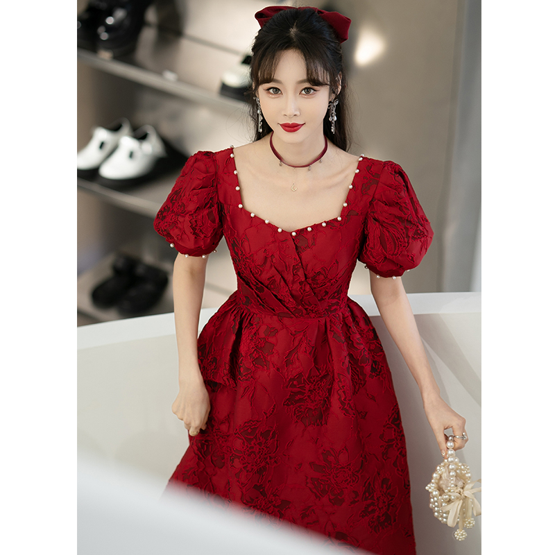 Burgundy advanced evening dress for bride, square neckline, bright catchy style, high-quality style