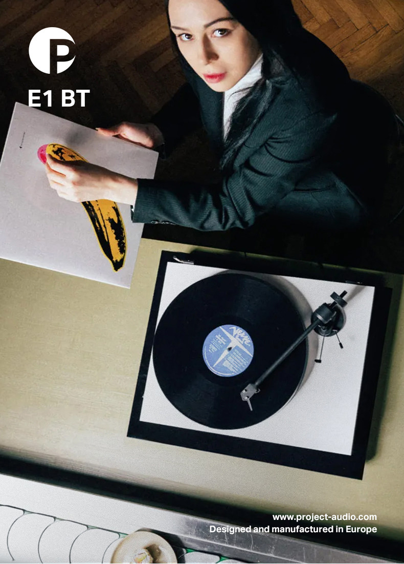 TM_PJ_E1-BT_790px_01.jpg