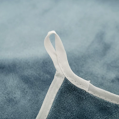 Быстросохнущее большое банное полотенце, хорошо впитывает воду