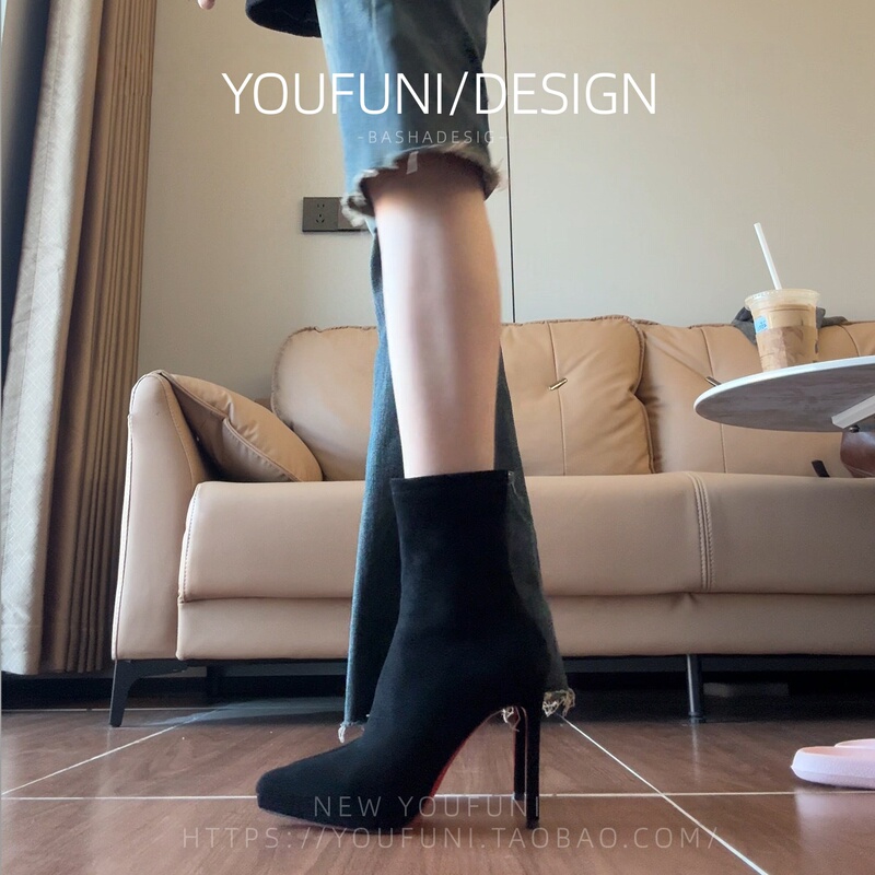 Pointed Toe Stiletto Korean Style Commuter Slim Boots for Women, Autumn and Winter New Black Velvet Elastic Short Boots with Waterproof Platform and High Heels Pointed Toe Stiletto Korean Style Commuter Slim Boots for Women, Autumn and Winter New Black Velvet Elastic Short Boots with Waterproof Platform and High Heels