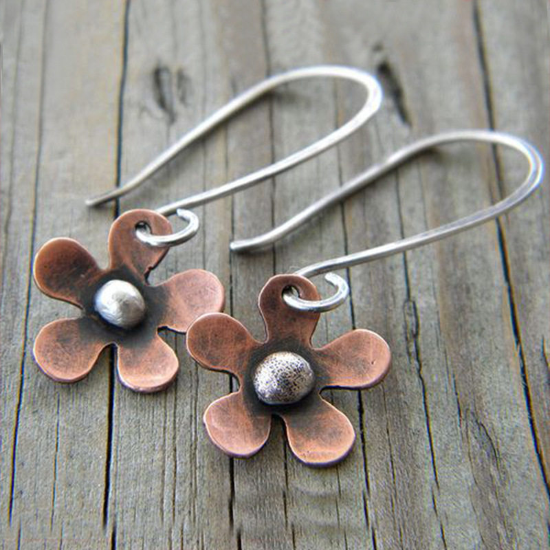 Vintage Two-Tone Antique Bronze Alloy Flower Drop Earrings Women's Distressed Daisy Statement Jewelry for Export