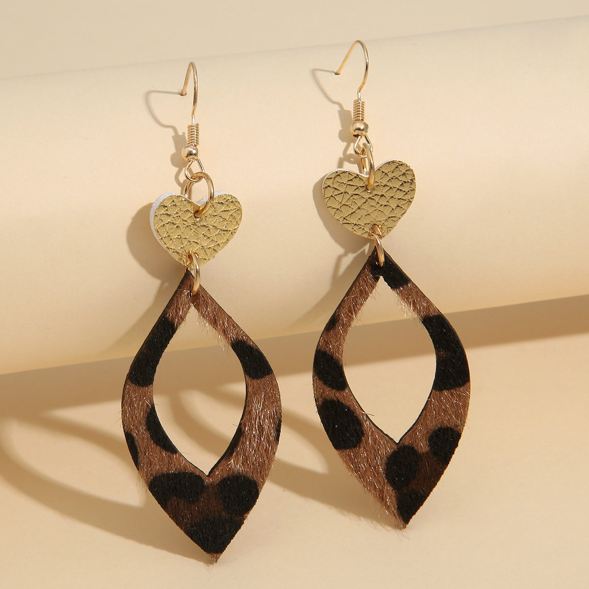 Vintage Marquise Hollow Leopard Print PU Earrings Teardrop Lychee Texture Heart Dangle Jewelry