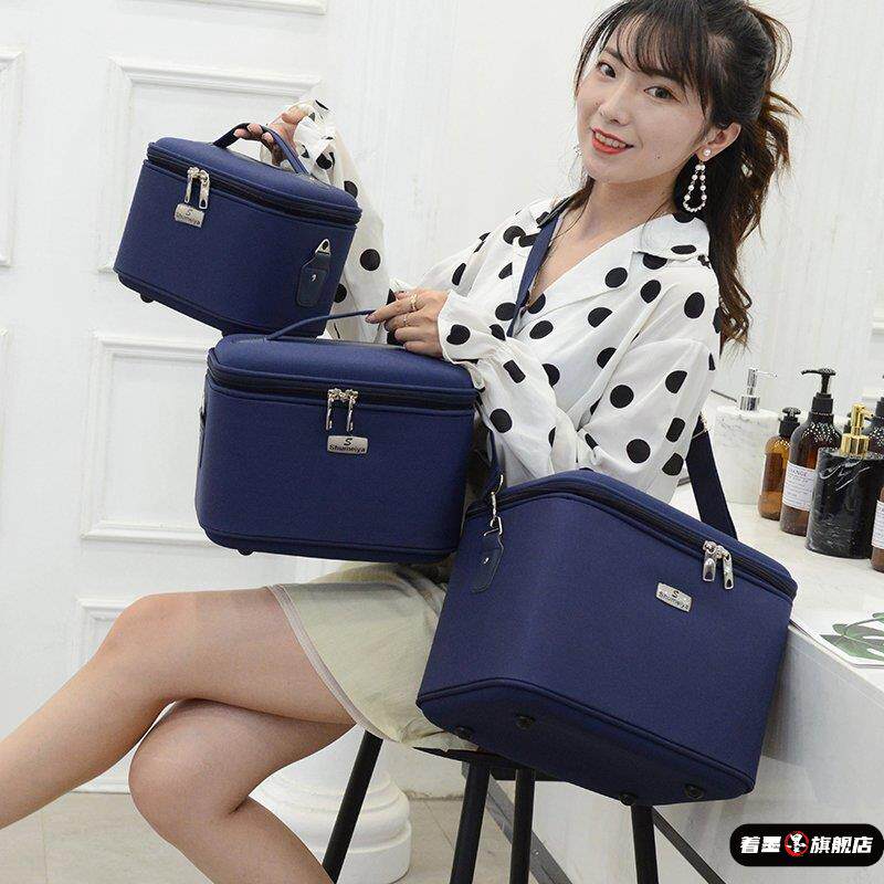 2025 New Waterproof Nylon Makeup Case, Portable Professional Makeup Artist Large-Capacity Storage Bag, Hand-Held, Customizable with Logo