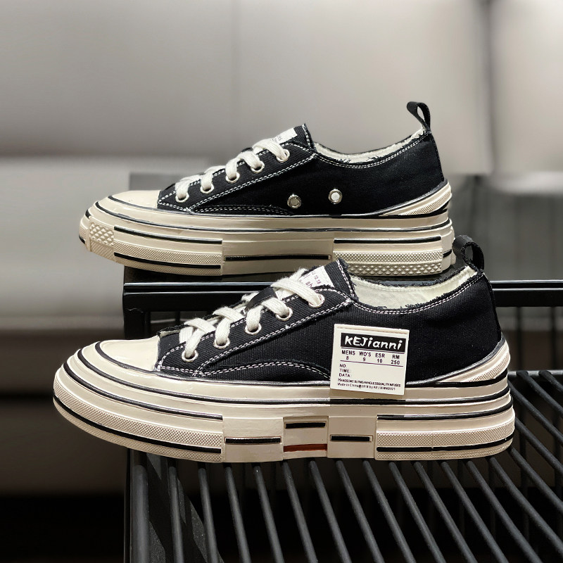 Increased canvas shoes 2022 new female shoes thick soles small white shoes in super fire beggar shoes casual plate shoes