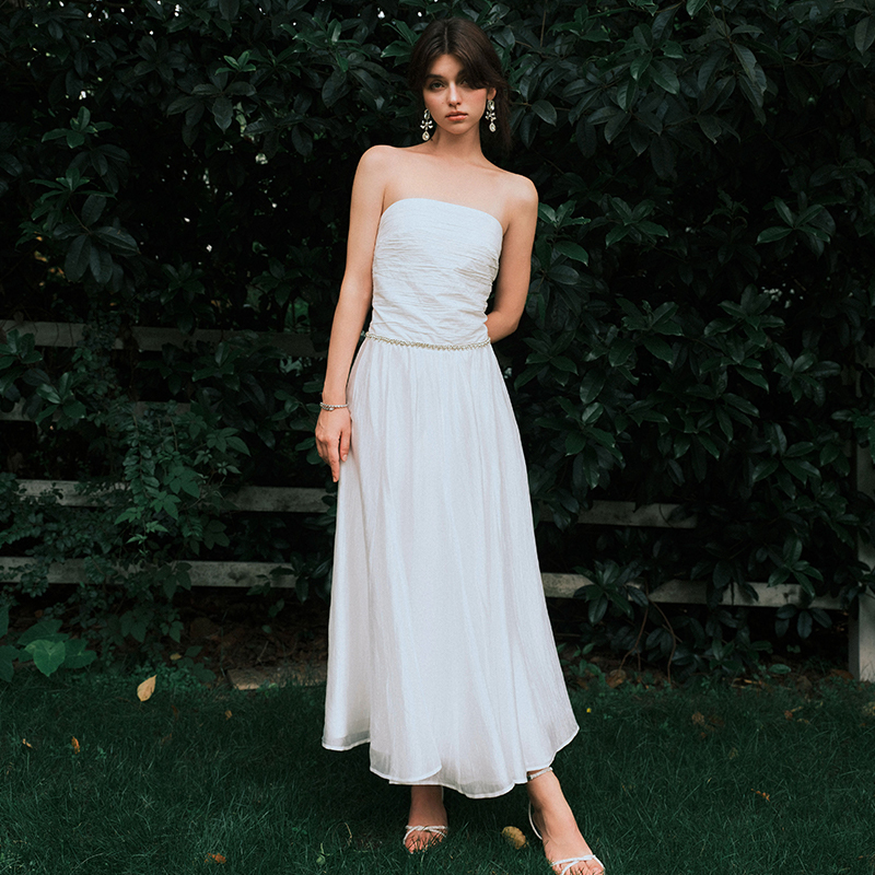 Marc Moore2026 Summer Style Elegant and Stylish French White Pleated Tube Top Slim Fit Cotton Gauze Long Skirt Marc Moore2026 Summer Style Elegant and Stylish French White Pleated Tube Top Slim Fit Cotton Gauze Long Skirt