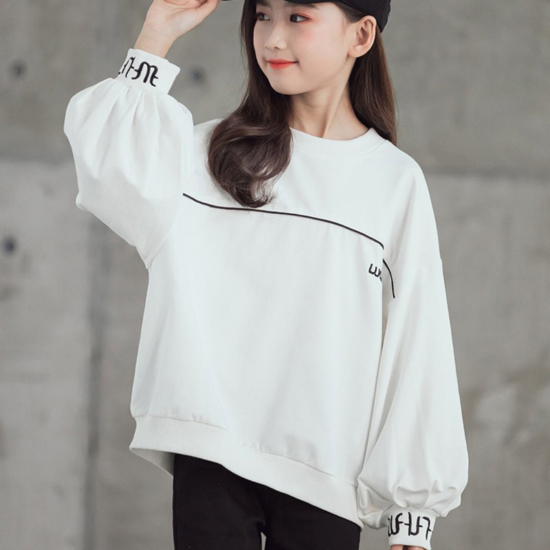 Girl's foreign palate 2022 spring autumn new Korean version Children's loose undershirt CUHK Girl girl trendy child clothing