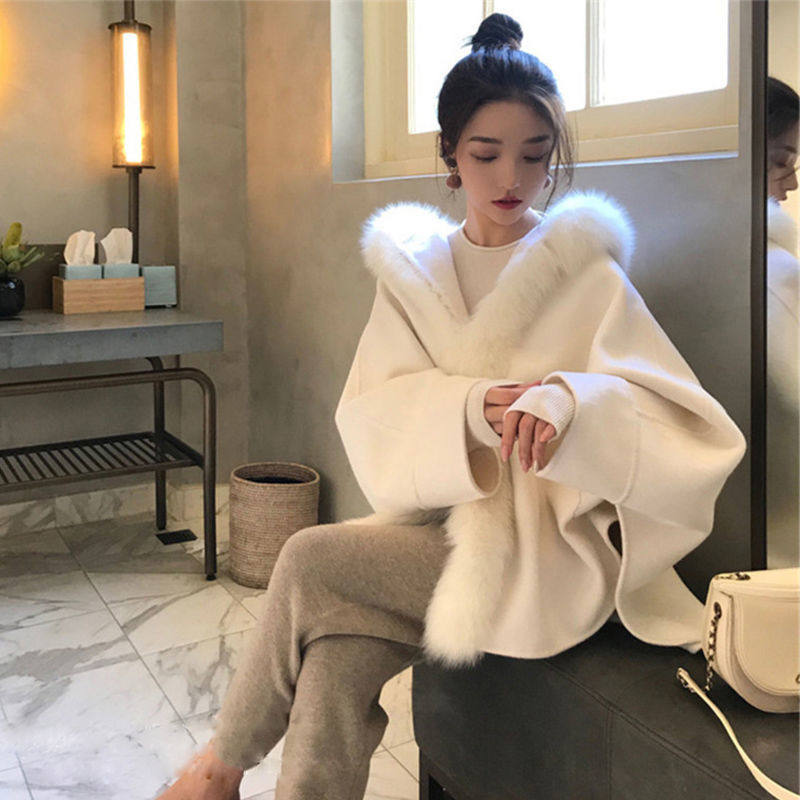 Gross coat woman 2021 fall new imitation fox fur Korean version loose cloak fur coat fur shawl fur