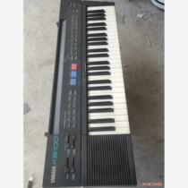 Negotiable item~Yamaha electronic keyboard AMAHA one KB one 100