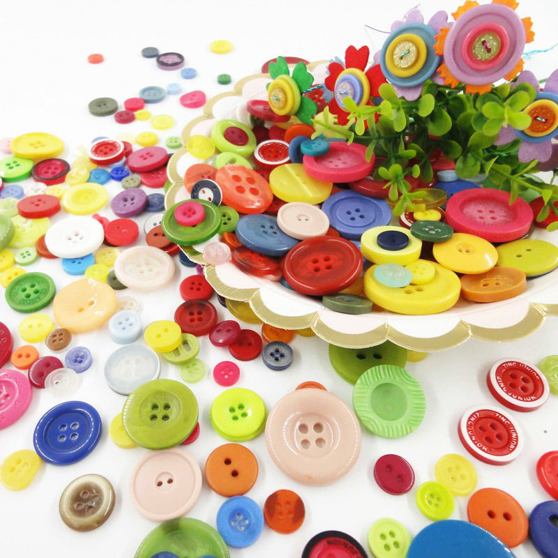 Children's wooden cartoon button colored round kindergarten puzzle diy baby button button sticker material