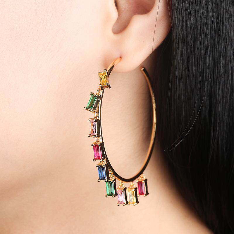 Personality Earrings Woman Temperament Colorful big European and American fashion Stars retro trinkets small crowdsourced South American style sparkling glass