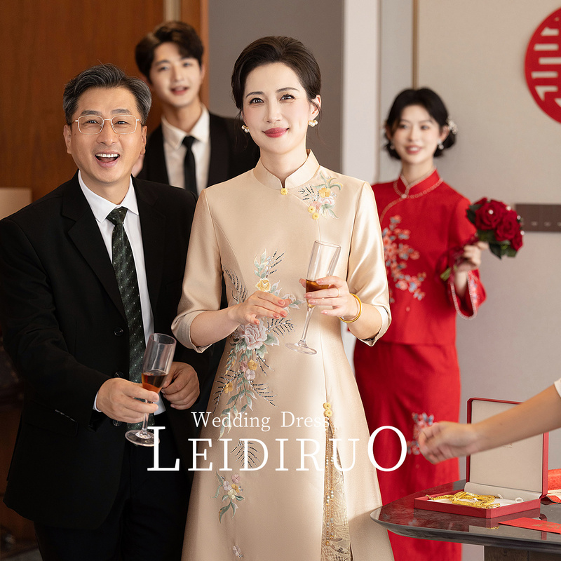 Letai Ruo's 2026 New Model of Elegant Mother-In-Law Cheongsam, Noble Mother's Wedding Banquet Dress, Elegant Wedding Attire