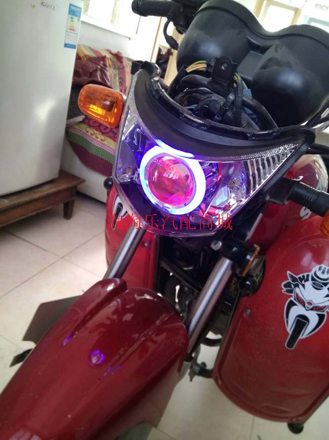 Xe máy Junchi QS125-5 GT125 sửa đổi ống kính đôi Xenon đèn thiên thần mắt quỷ - Đèn HID xe máy 	đèn xe máy dream