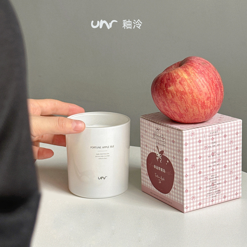 【Apple New Fragrance】Unr Glaze Fragrance Candle Aromatherapy Gift for Friends, Holiday and Birthday Atmosphere Gift