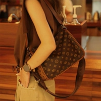 6389-L Brown Double Spelling Old Flower PVC