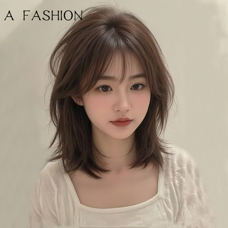 Full Head Wig for Women, Made of Real Human Hair, Fluffy and Natural, Shoulder-Length, Clavicle-Length Hair, Air Bangs, Medium-Length Hair Wig Set Full Head Wig for Women, Made of Real Human Hair, Fluffy and Natural, Shoulder-Length, Clavicle-Length Hair, Air Bangs, Medium-Length Hair Wig Set