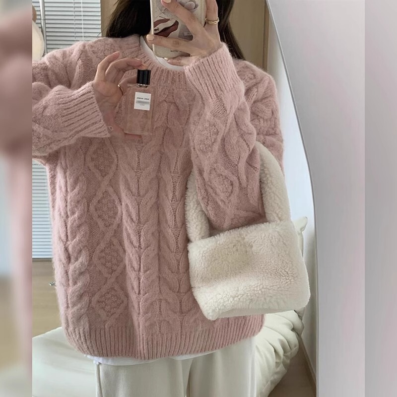 Pink Soft Round-Neck Cable Knit Sweater for Women, Autumn and Winter, Petite, Thick, Loose, Lazy Style Knit Top for Layering