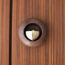 Dopamine Doorbell Suction style Wind Suzuki Peach Wood Day Department Entrance Doorbell Fridge Stick small hanging decoration bell In the door Tired