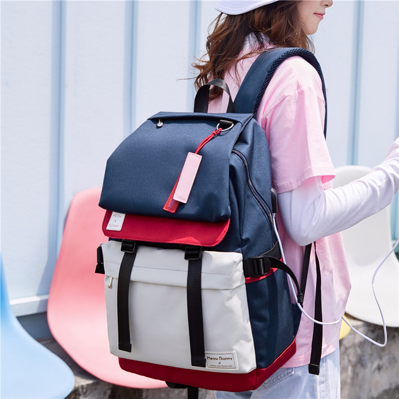 Schoolbag female Korean version high school backpack 2022 new all-match junior high school students campus large-capacity computer back